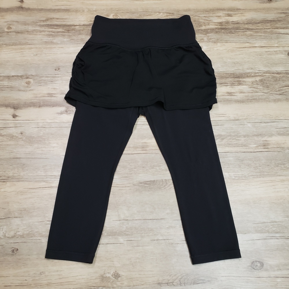 Athleta Leggings Womens XS Black Elation 2-in-1 Capri Skirt Overlay Yoga Run